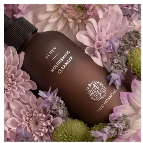 True Botanicals Renew Nourishing Cleanser, Soft, Deep, NEW - Travel Size 59 ml